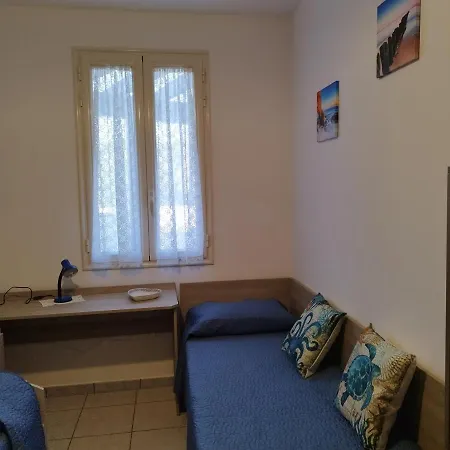 Casa Vacanze Il Sorriso Di Emi Torre Suda Exterior photo